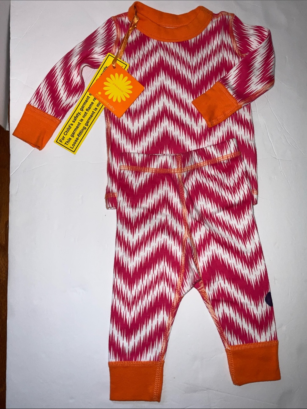 Masala Baby Pink & Orange Chevron 2 Piece Set Sz 3-6 M
100% Organic Cotton